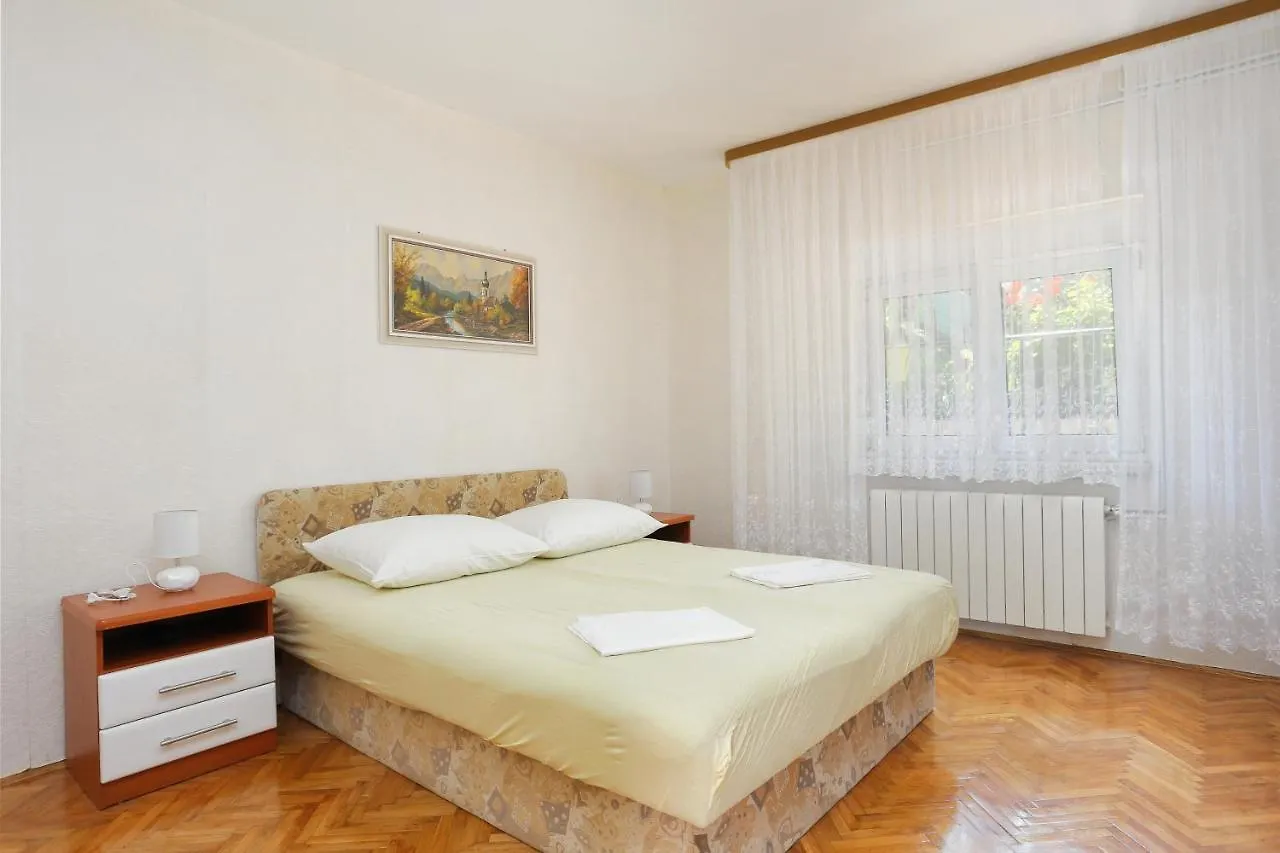 Apartments By The Sea Arbanija, Ciovo - 18661 Trogir